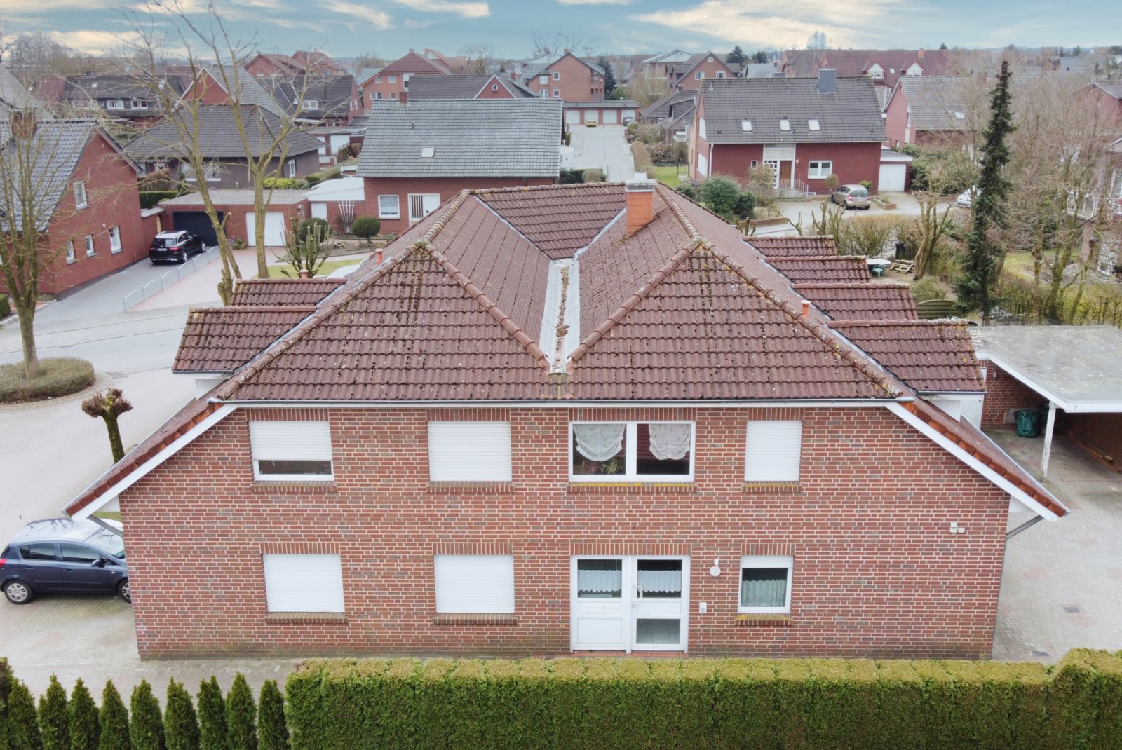 Vermietetes Mehrfamilienhaus als lukratives Renditeobjekt in guter Wohnlage!