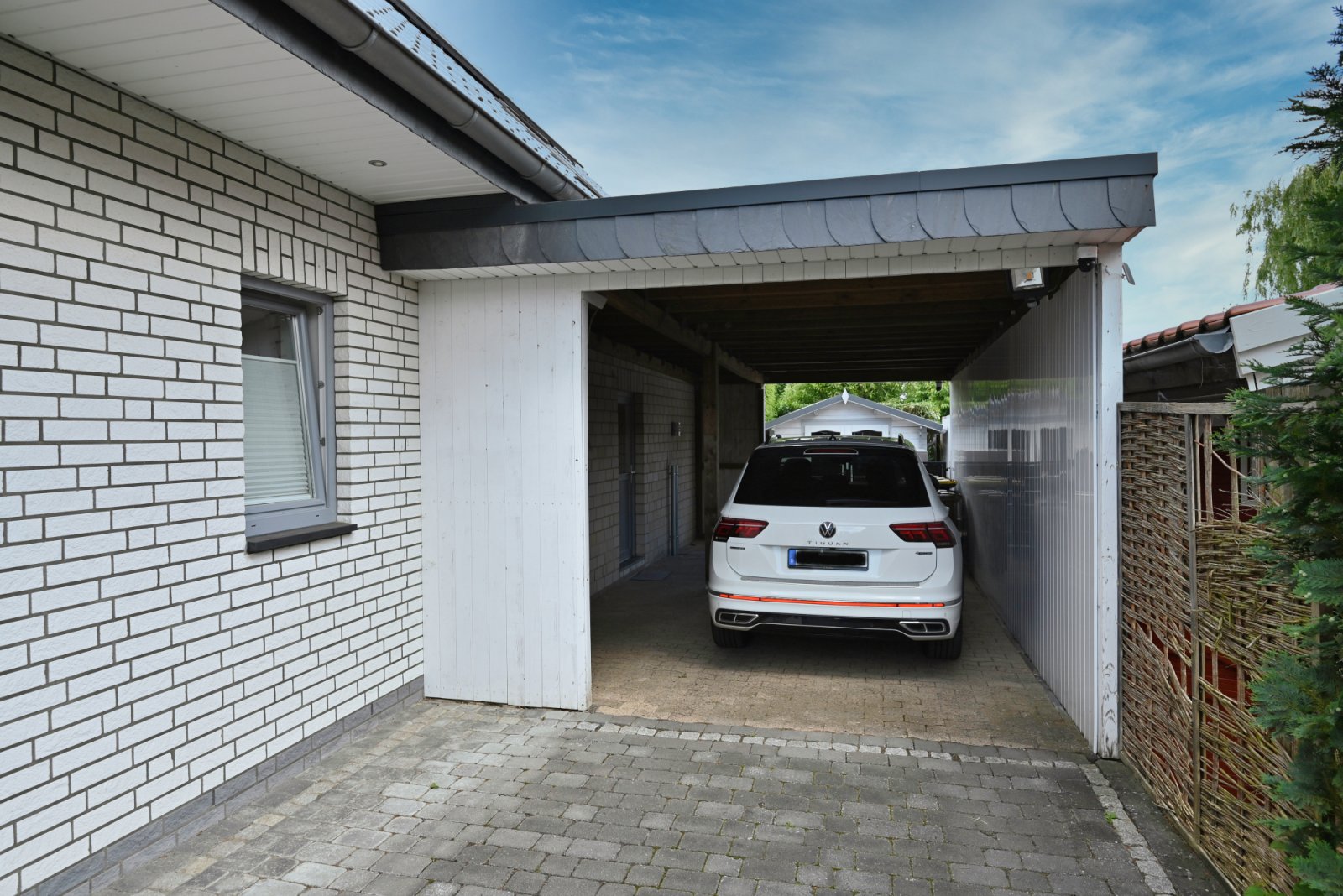 Traumhaftes Einfamilienhaus auf großem Grundstück in idyllischer Siedlungsrandlage!