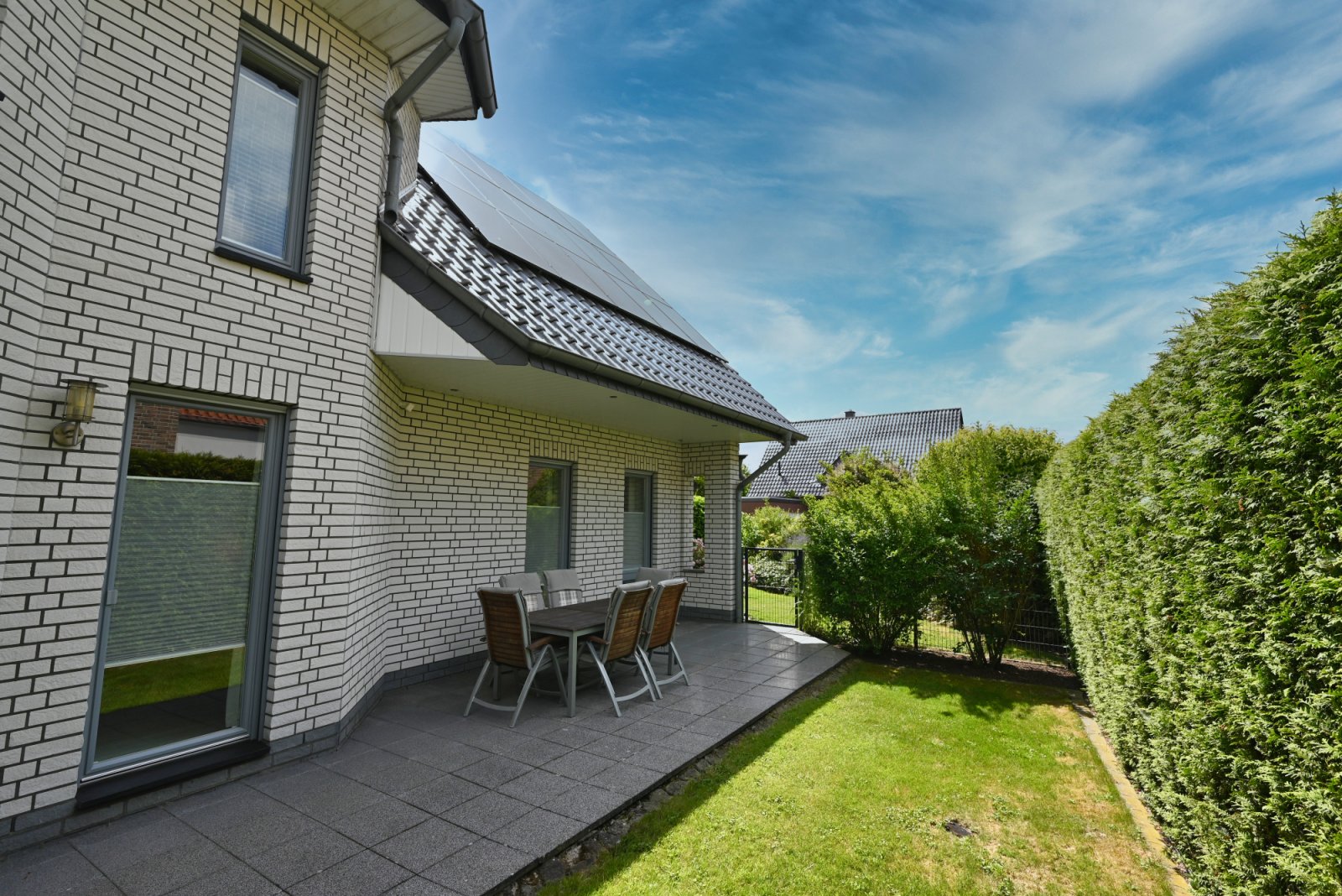 Traumhaftes Einfamilienhaus auf großem Grundstück in idyllischer Siedlungsrandlage!
