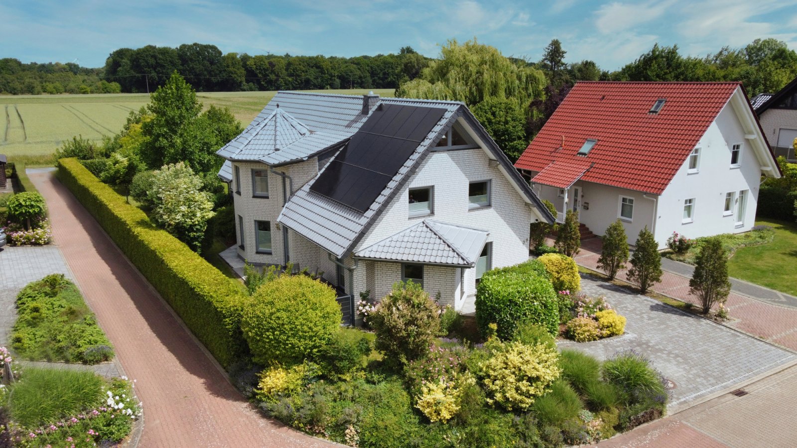 Traumhaftes Einfamilienhaus auf großem Grundstück in idyllischer Siedlungsrandlage!