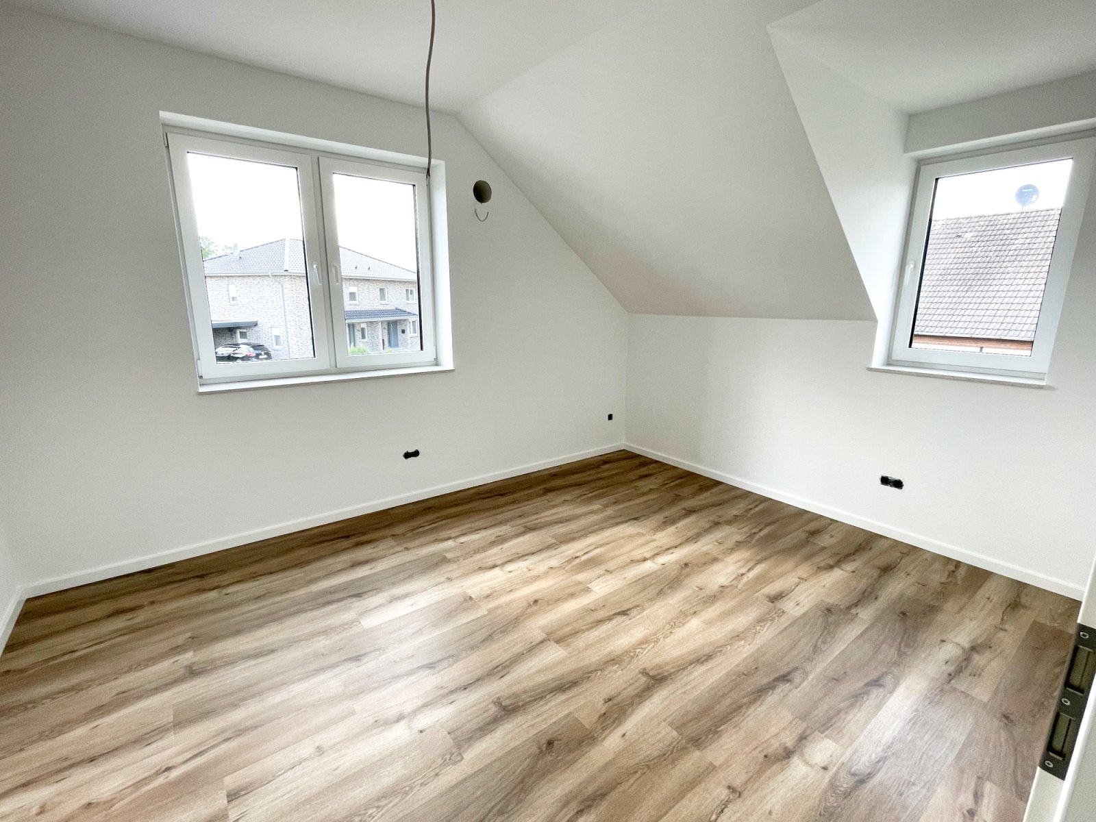 Neuwertige 2-Zimmer-Wohnung  in idyllischer Siedlungslage - KfW40ee Bauweise