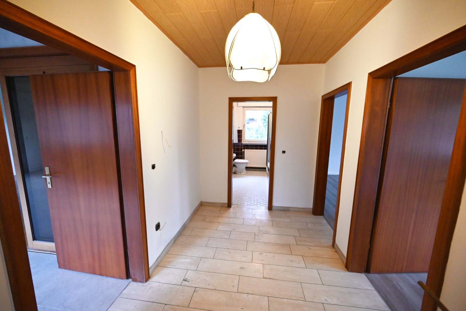 Renovierter Bungalow in schöner Wohnlage auf der Quakenbrücker Hengelage!