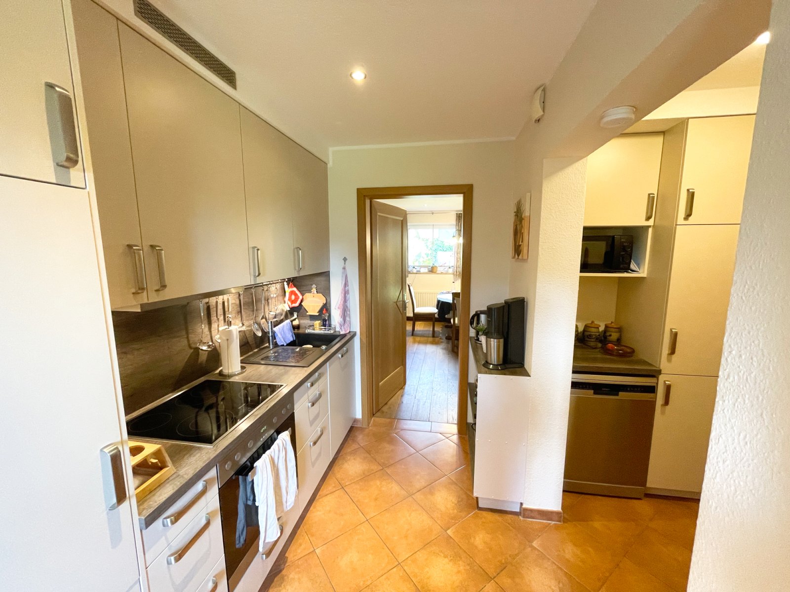 Moderne Doppelhaushälfte mit Einbauküche, Galerie, Garten und Carport! Quakenbrück - Hengelage