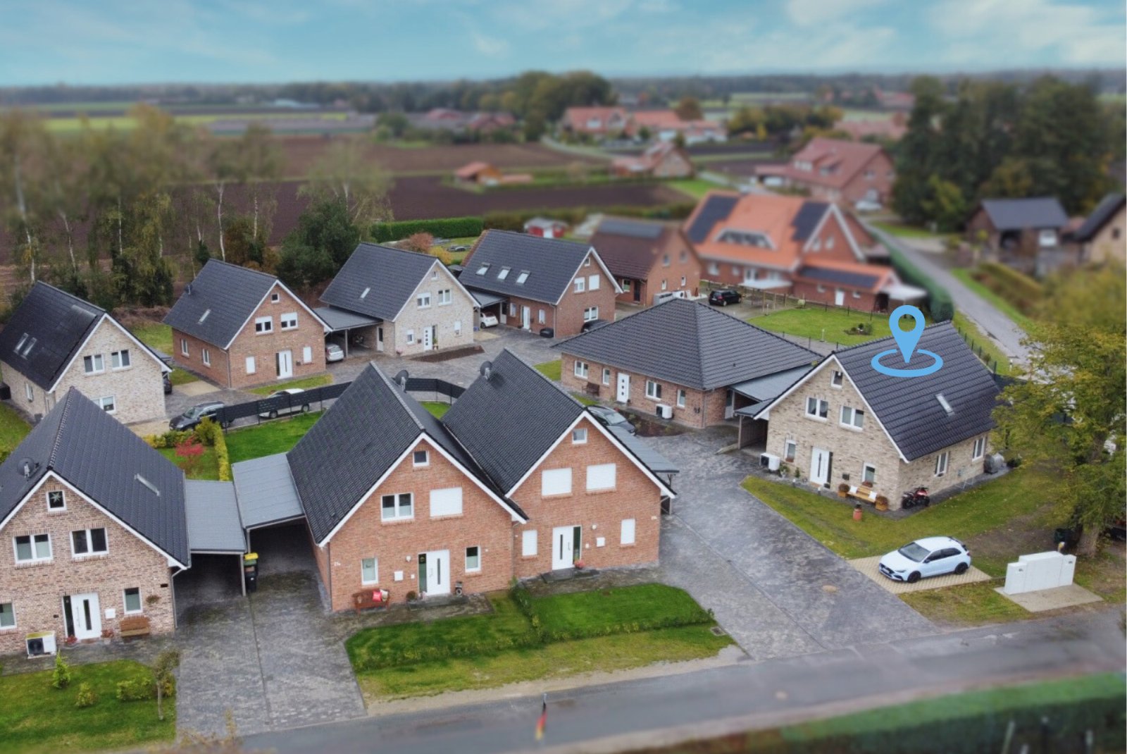 Neuwertiges Einfamilienhaus in energieeffizienter Ausführung und schöner Wohnlage!